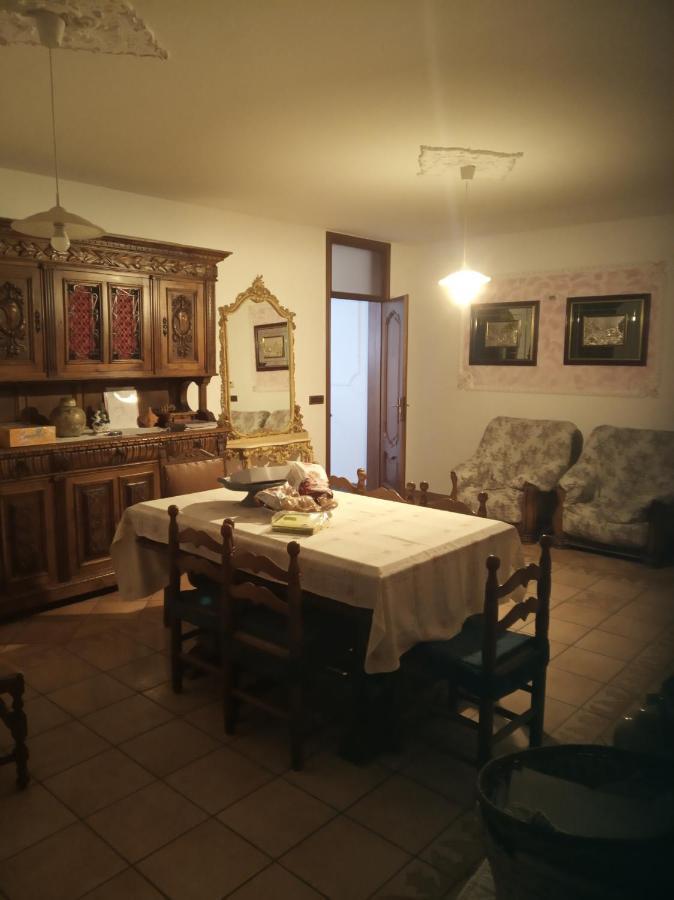 Bed&breakfast Mezzaluna Feletto Esterno foto
