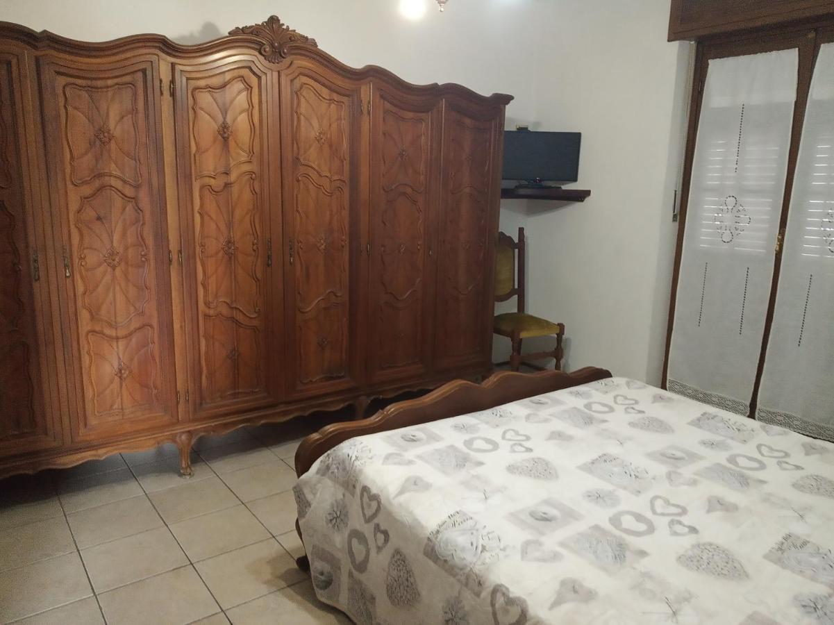 Bed&breakfast Mezzaluna Feletto Esterno foto