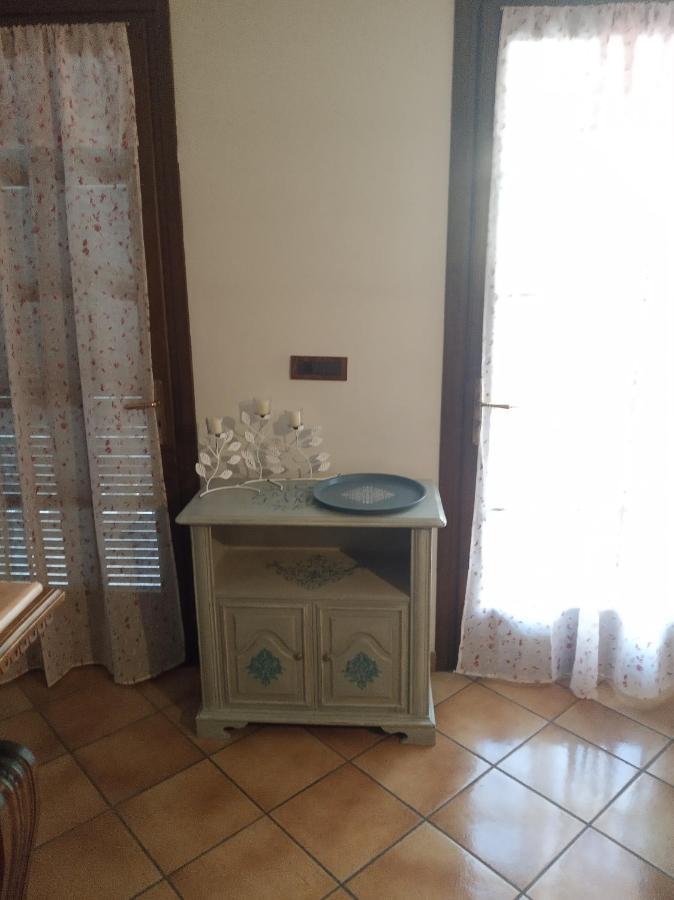 Bed&breakfast Mezzaluna Feletto Esterno foto